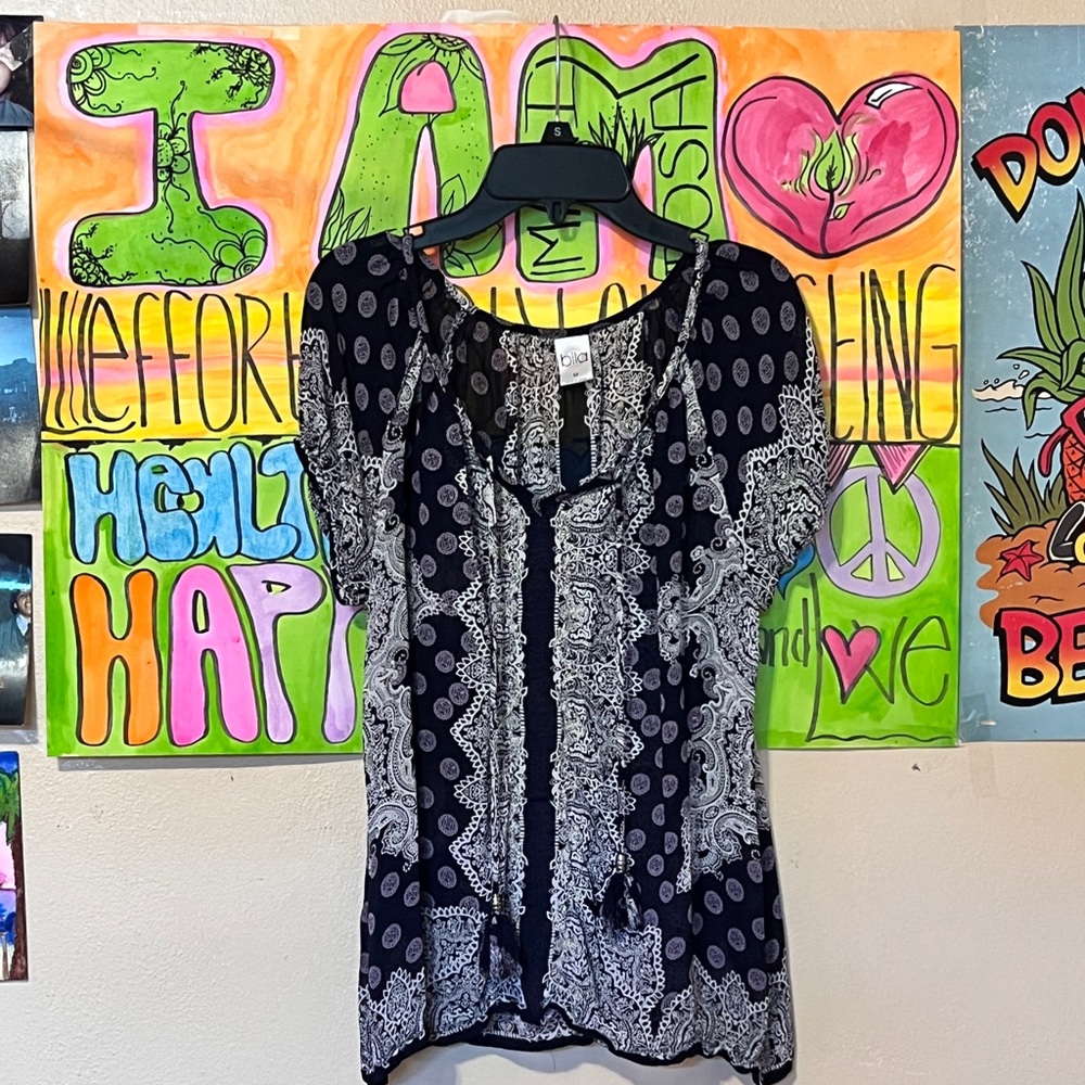 Henna design blouse